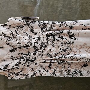 Donna Ricco Black and Cream Floral Sleeveless Dress